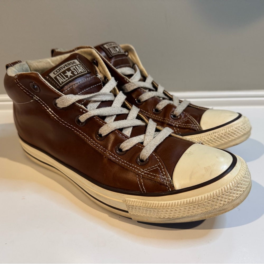 Converse Chuck Taylor All Star Mid High Top Sneakers Leather Mens 9